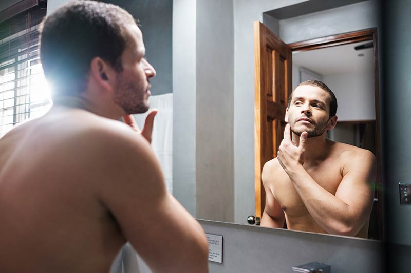 Disturbo narcisistico della personalità - cos’è e come trattare un narcisista patologico